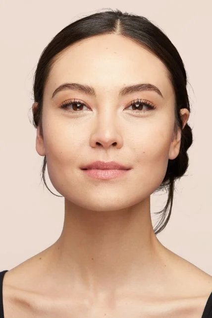 Woman with Fit Me Foundation 